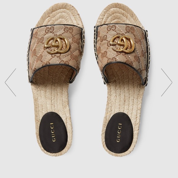 Authentic Gucci sandals size 39